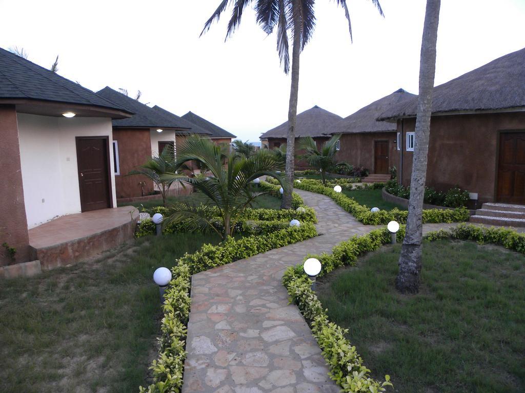 Legacy Tribe Beach Resort Prampram 외부 사진